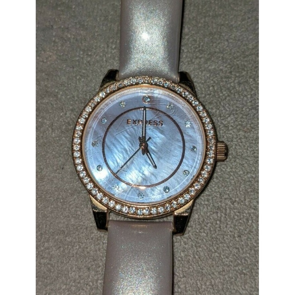 Express Watch Women Gold Tone Crystal Bezel Leather Band FMDEX1469 IF059 RARE
